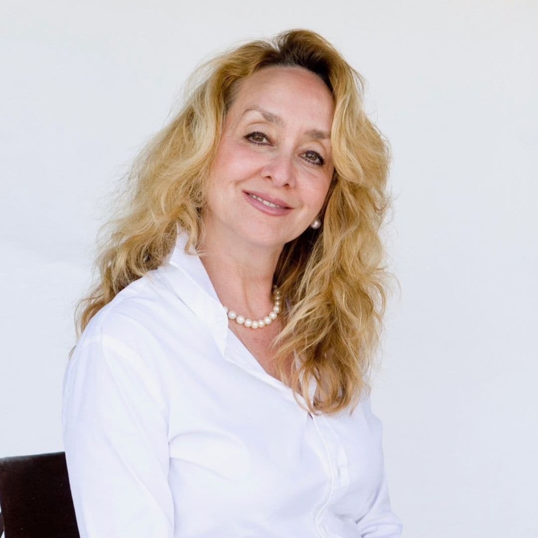 Dr. Emma Vinarsky, oculoplastic surgeon at Trifecta Med Spa